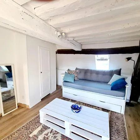 Cosy & Mezzanines